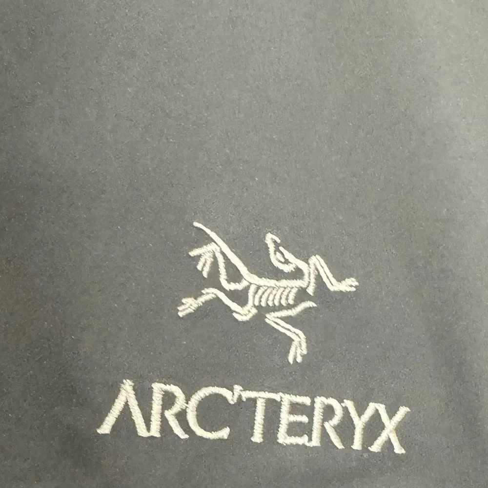 Arc'Teryx GoreTex Pro Shell Theta AR Black Jacket - Picture 8 of 13